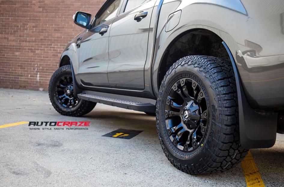 FORD-RANGER-VAPOR-MATTE-BLACK